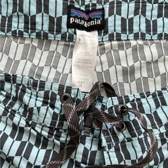 Men’s Patagonia Board Shorts Swim Trunks, Set of 2 - Picture 4 of 8